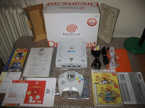 Boxed sega dreamcast - sega, kempo